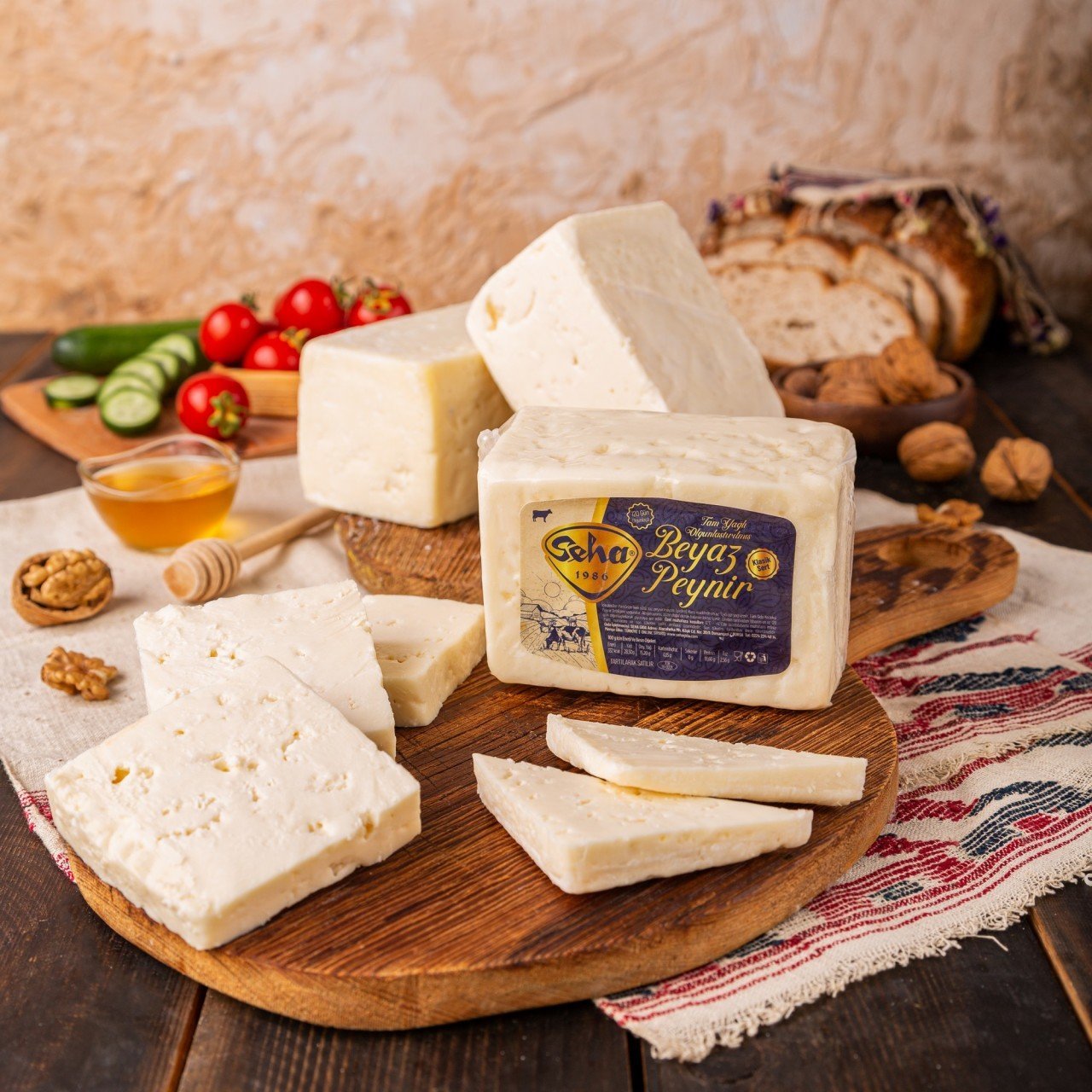 Klasik İnek Sert Beyaz Peynir 700 g